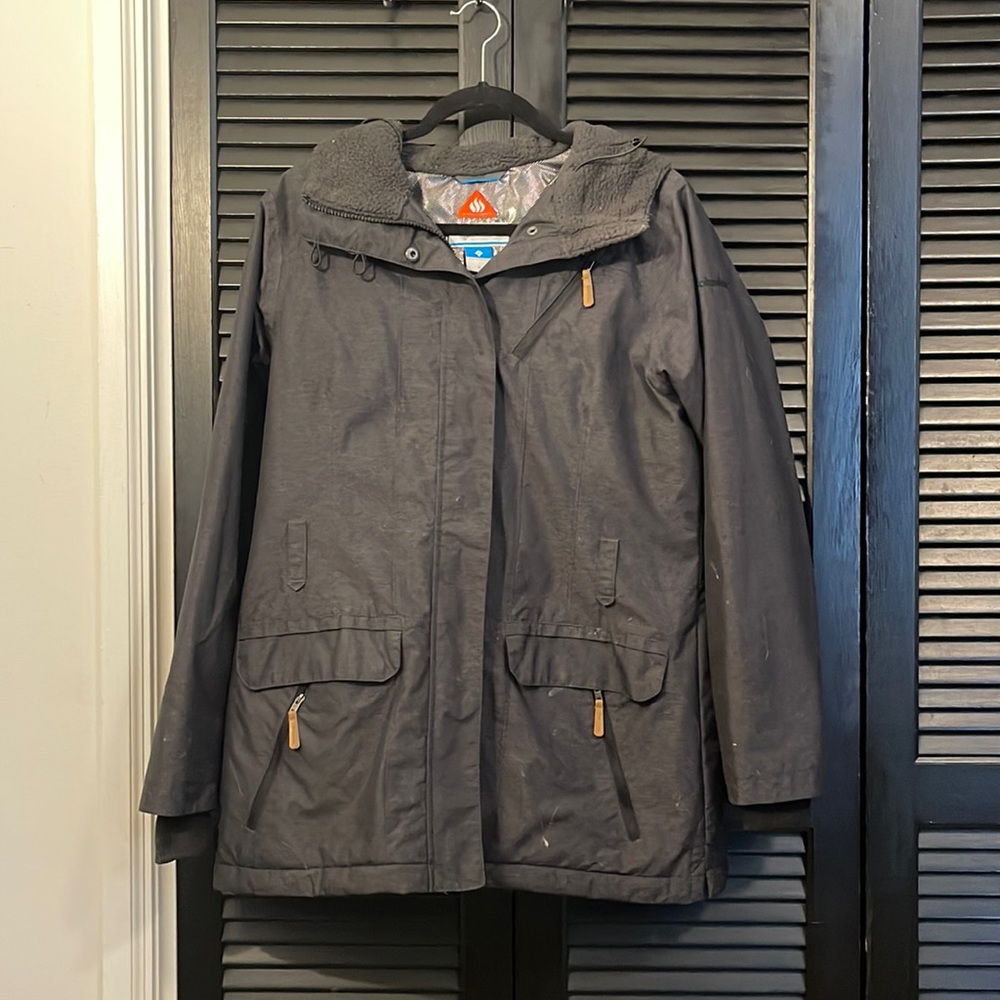 Columbia winter parka with Sherpa hood